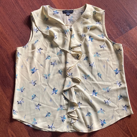 Ruffled sleeveless top - Picture 1 of 7